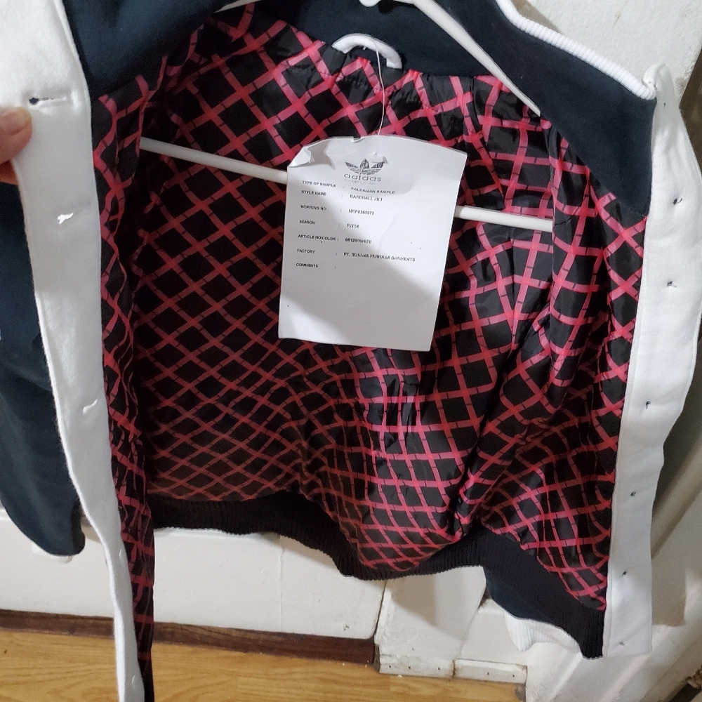 Jacket - Picture 2 of 3
